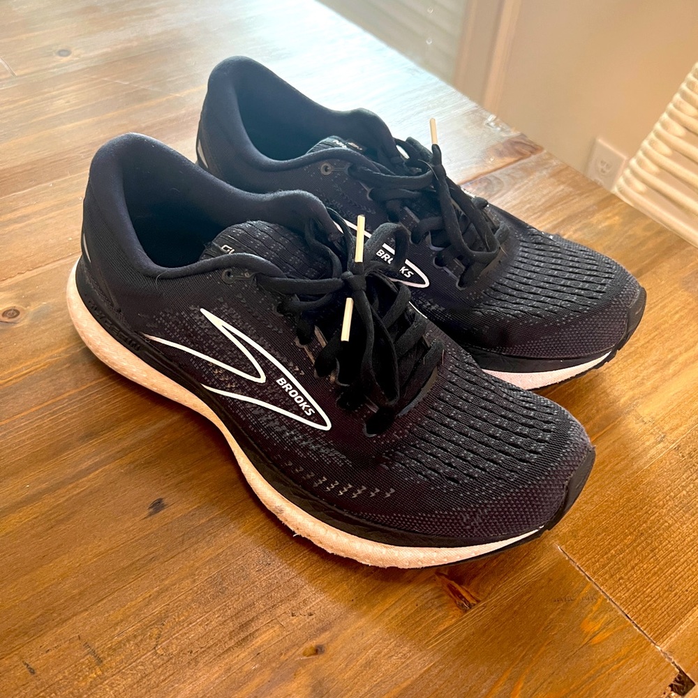 Brooks Glycerin 19 Running Shoe